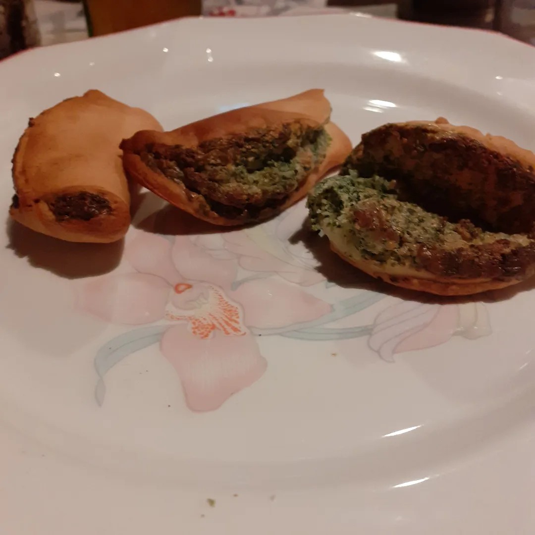 fayettesorcier's tweet photo. Rissoles aux #orties et laitage https://t.co/qfCvJS6sTL