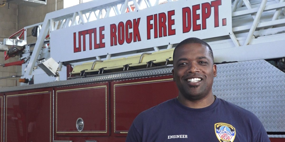 Brookebucknertv's tweet photo. After working during the tornado on March 31st, Little Rock Firefighter, Ron Hampton decided to do more off the clock to help those impacted. Tonight at 5 and 6 I'll have his story and how he's making a difference in the community. https://t.co/BWqgURpnxj