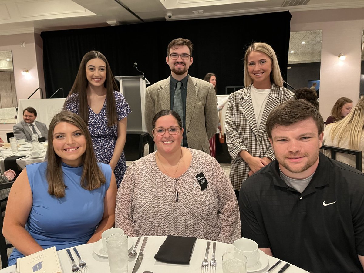 USIPottCollege1's tweet photo. The Indiana Association of Colleges for Teacher Education held their annual recognition for Outstanding Future Educators. USI had 5 students honored along with USI alumni, Tara Cocanower, who gave the keynote presentation.

Congratulations to these amazing future educators! https://t.co/YW3jze8xAw