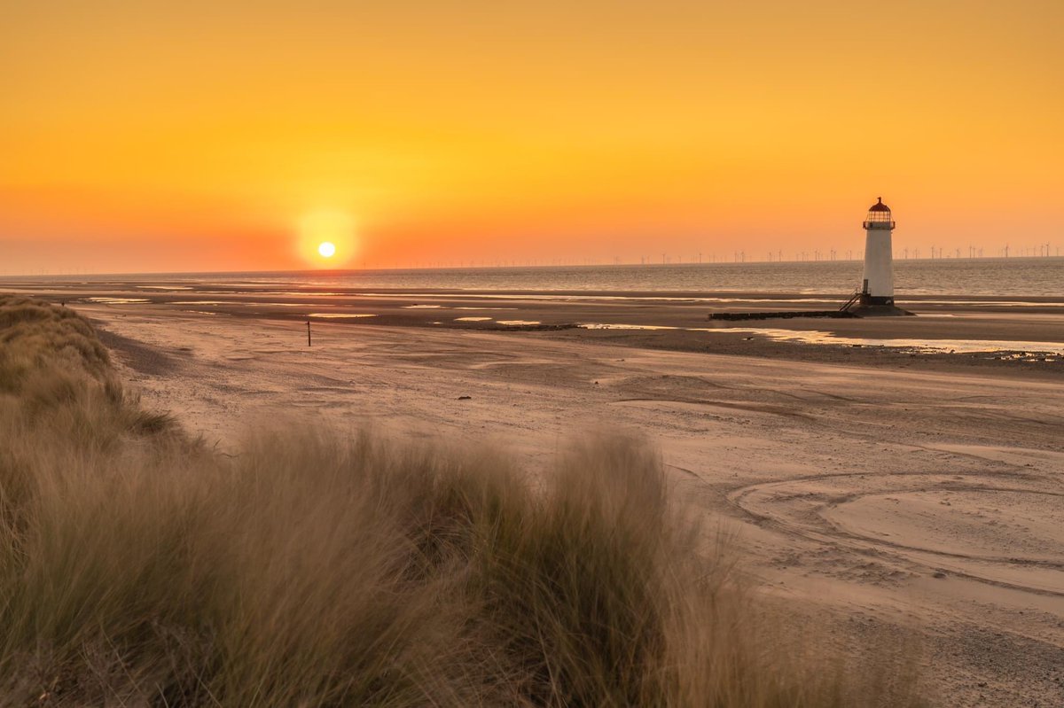 JD_Imagery's tweet photo. Last nigh, I took a trip out to #talacrebeach to photograph the #sunset at #pointofayrlighthouse. Which on is your favourite? #coastalwalksl #coastalphotography #coast #photography https://t.co/lJmOO04SFJ