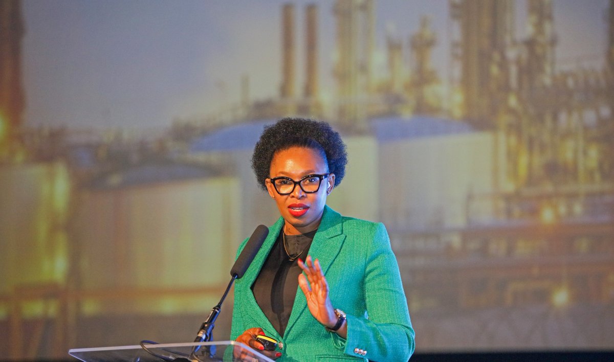 dstigovza's tweet photo. Deputy Director-General of the @DMRE_ZA Ntokozo Ngcwabe gave an overview of policies regulating the petroleum sector #PAMIndaba #eMobility #AlternativeMobility2023 #MakingSureItsPossible https://t.co/qwtrbMbM3Z