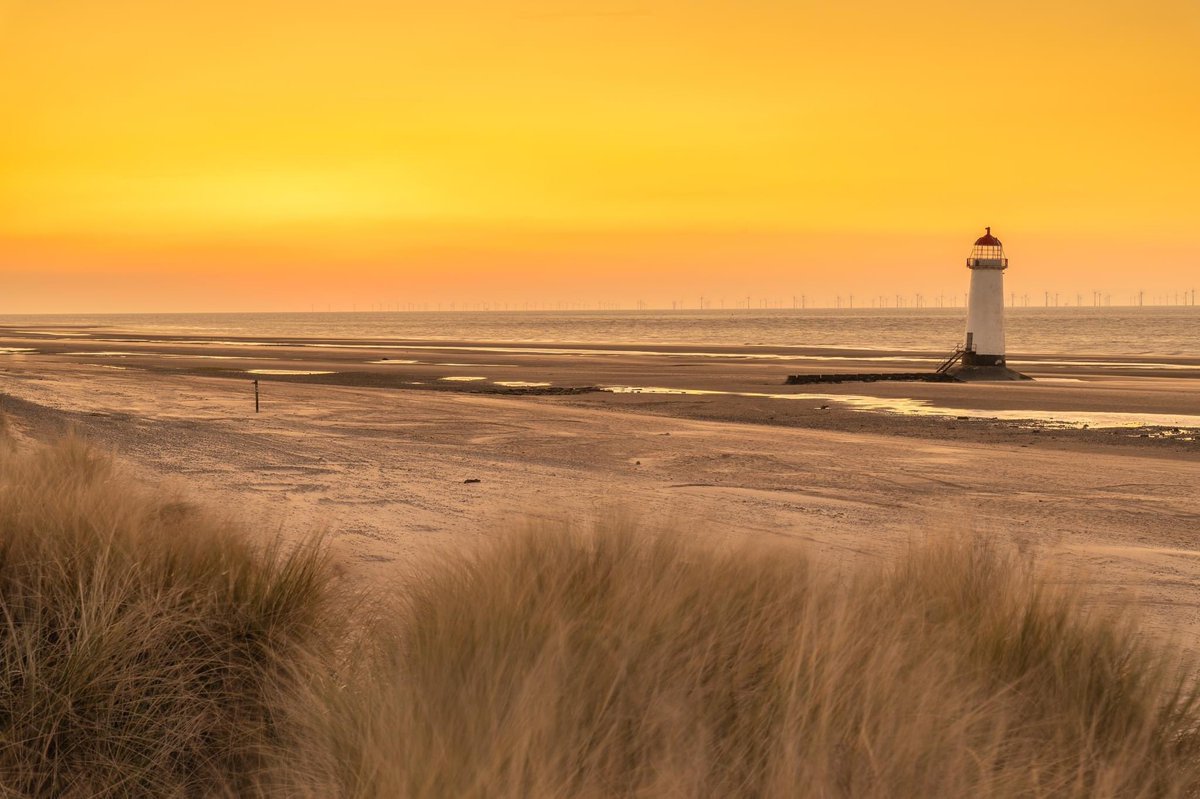 JD_Imagery's tweet photo. Last nigh, I took a trip out to #talacrebeach to photograph the #sunset at #pointofayrlighthouse. Which on is your favourite? #coastalwalksl #coastalphotography #coast #photography https://t.co/bhzIuLHDIS