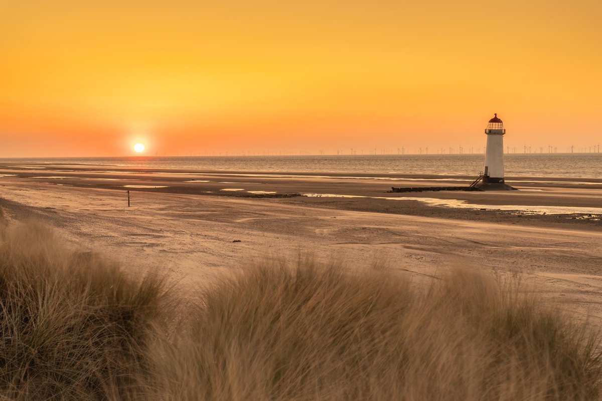 JD_Imagery's tweet photo. Last nigh, I took a trip out to #talacrebeach to photograph the #sunset at #pointofayrlighthouse. Which on is your favourite? #coastalwalksl #coastalphotography #coast #photography https://t.co/bhzIuLHDIS