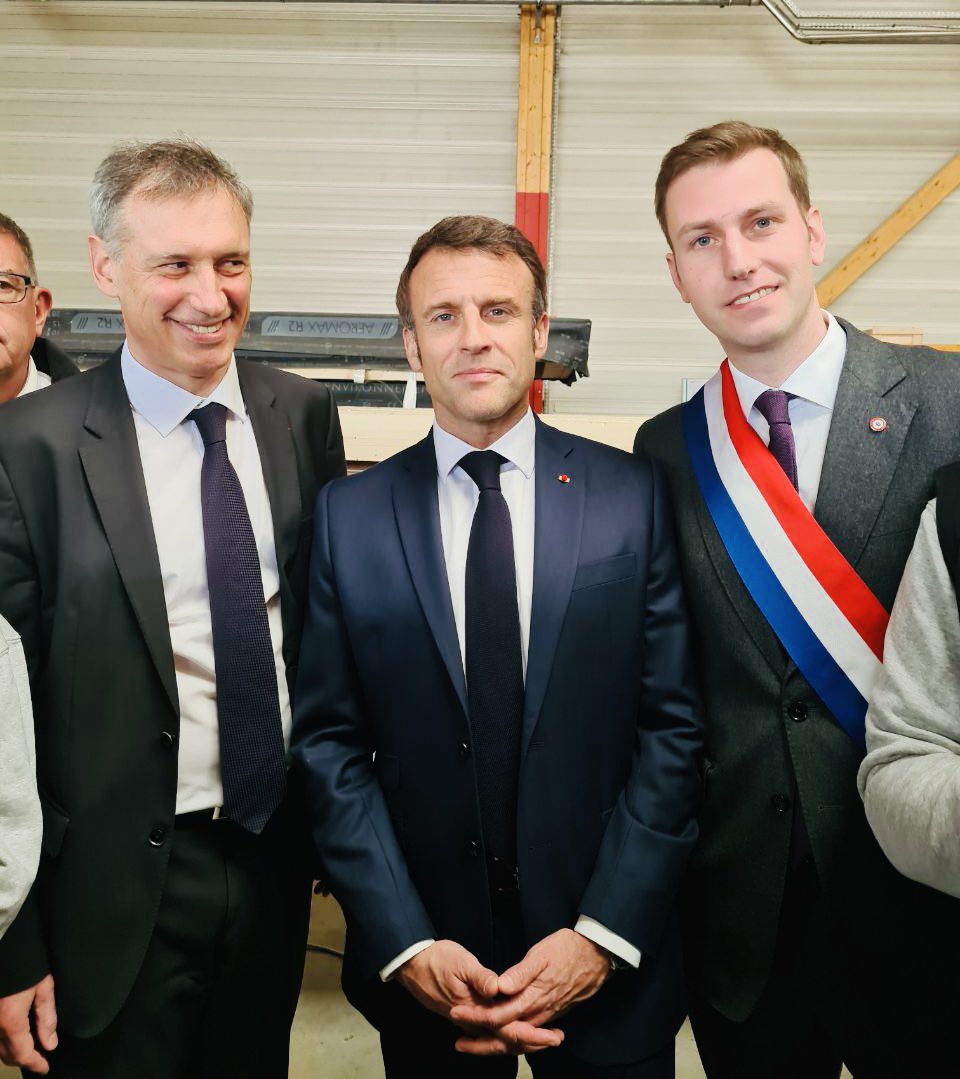 CSitzenstuhl's tweet photo. De Muttersholtz à Sélestat, grand honneur d’avoir accueilli le Président de la République @EmmanuelMacron en Centre-Alsace. 

La France du travail et de l’industrie mise à l’honneur ! @DeputesRE https://t.co/lfRPgbnMcy