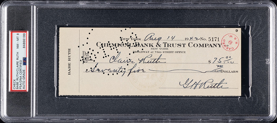 AutographMag's tweet image. Last 4 Days—REA's Spring Auction ends Sunday - mailchi.mp/autographmagaz…