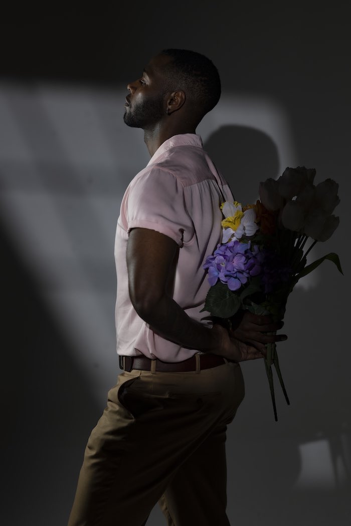 IMTHEHOWL's tweet photo. Flower 🌸 king 👑
#flower #darkskin #beard #comedian #HowlCooper https://t.co/DGkoIOQczO