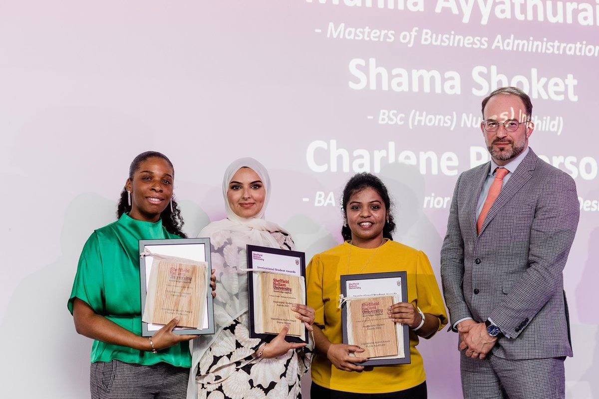 CeeKDesign's tweet photo. Winners of the Inspiration Alumi Awards 🖤 @sheffhallamuni https://t.co/7k7mLsWqNg