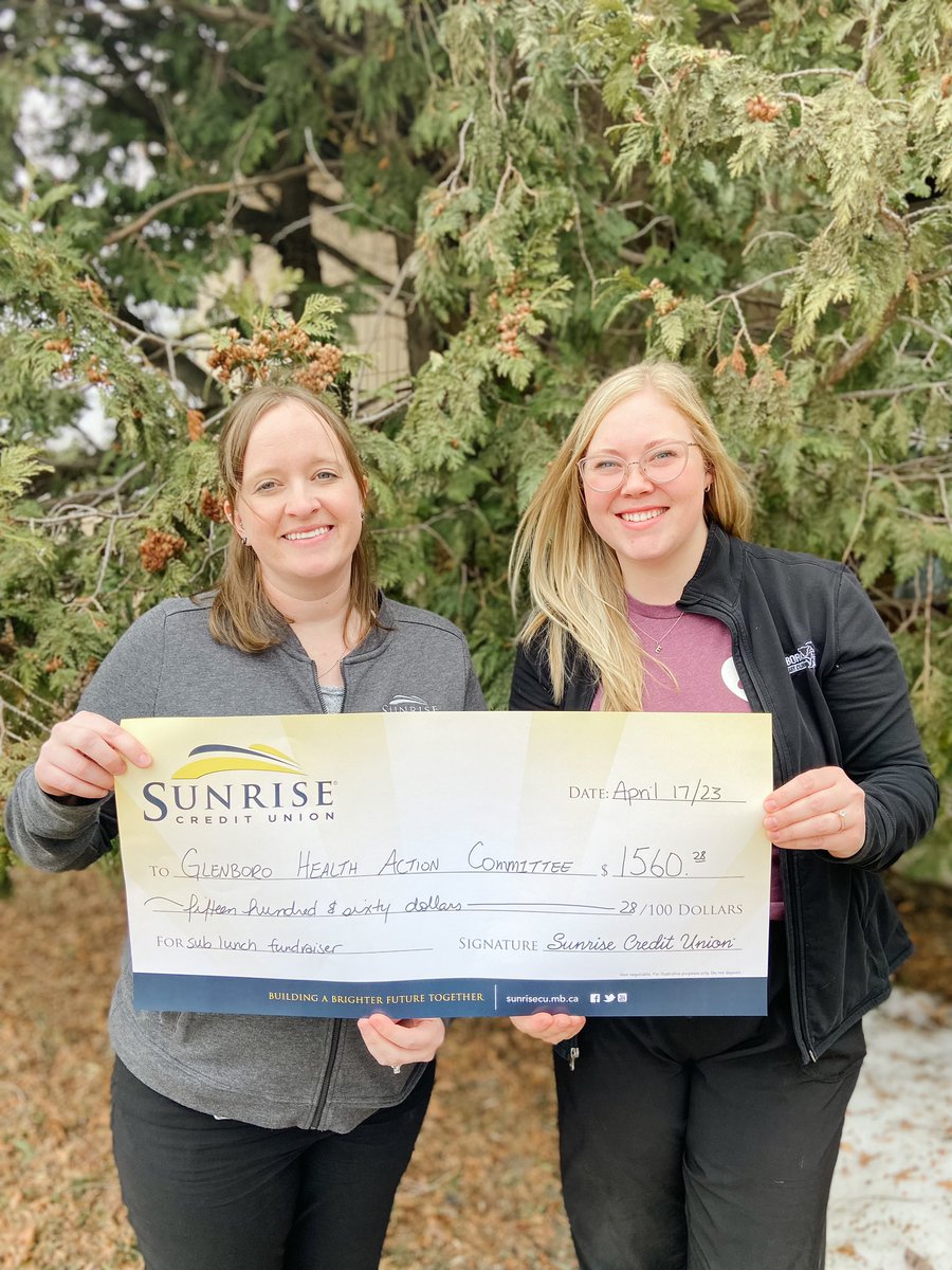Glenboro_HAC's tweet photo. We are grateful to accept this cheque from @SunriseCU with the earnings raised on April 6th during their annual sub fundraiser! 

Presenting from Cypress River’s Branch is Loans Officer Kassandra, and accepting is Glenboro HAC’s Vice Chair Shelby Bellow. Thank you all once again! https://t.co/5LOaqjRtt8