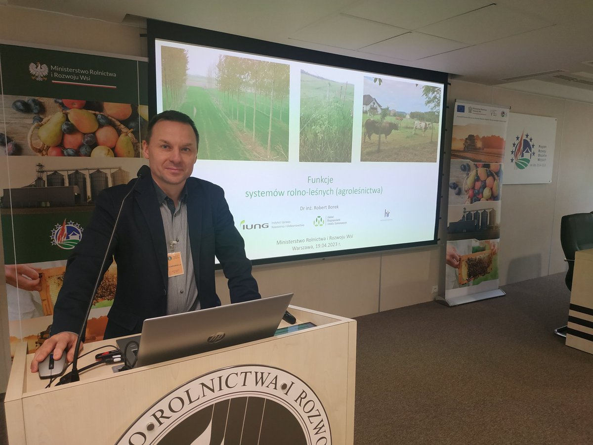 robertborek13's tweet photo. The first official conference, organized by the Ministry of Agriculture and Rural Development #MRiRW_GOV_PL presenting  the #CAP support rules for #agroforestry in Poland. Glad to be here and have a chance to clarify the needs and barriers! https://t.co/X7QirtRPhy