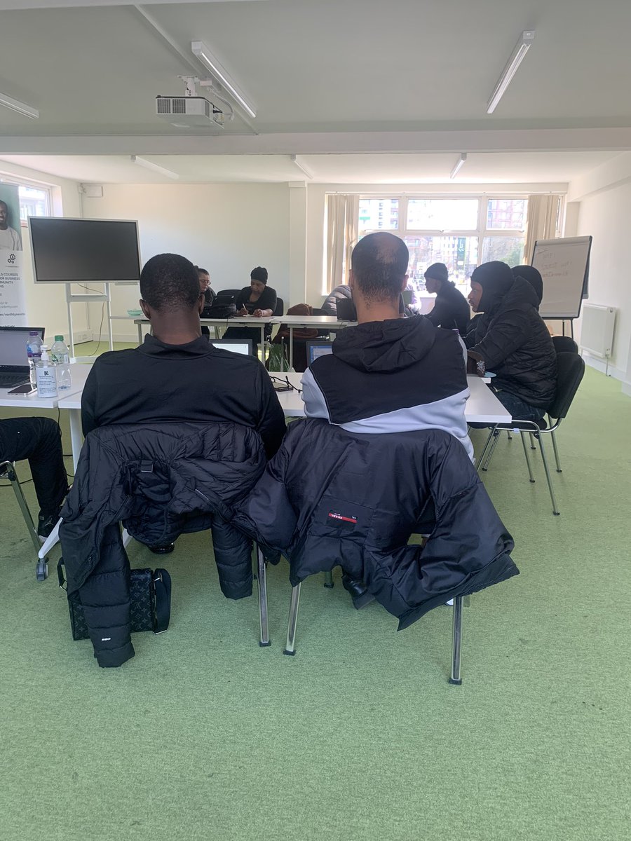 TheSalamProject's tweet photo. Honoured to be working in partnership with @AzaleaAcademy in delivering a #DigitalTechCourse for young people who are #unemployed #NEET &amp; #exoffenders. With #coding #appsconstruction #e-commerce #websesign #digitalmarketing training. S/O to #alridhafoundation for the sponsorship! https://t.co/Z1GuDqSZBf