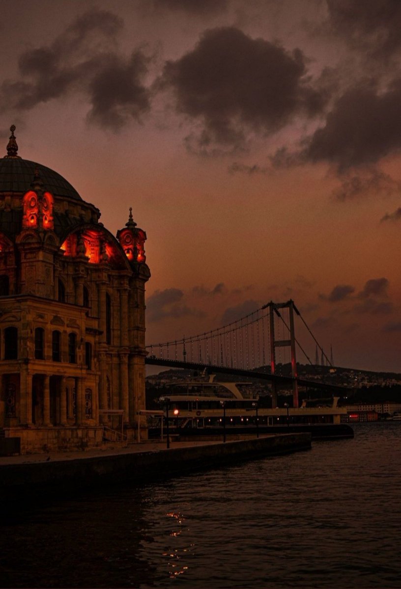 Elveda Ey Şehri Ramazan Elveda. 🌙