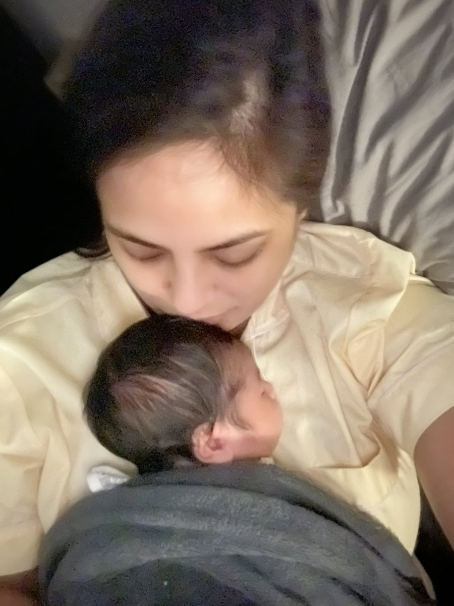 gianesales_'s tweet photo. Us atm 👩🏼‍🍼 https://t.co/WgiSY3z8Z5