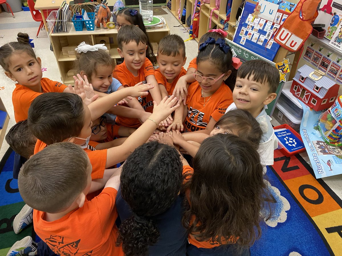 Meadowlane_ES's tweet photo. Mrs. Vallejo’s Pre-K students worked together to make building fun. What does it take? T-E-A-M-W-O-R-K!!! They used teamwork today to pick it all up after learning time @Meadowlane_ES @MDCPS_OECP #ecw2023 #wherethelearningbegins #workingtogetherwednesday https://t.co/PYPx26t9dg
