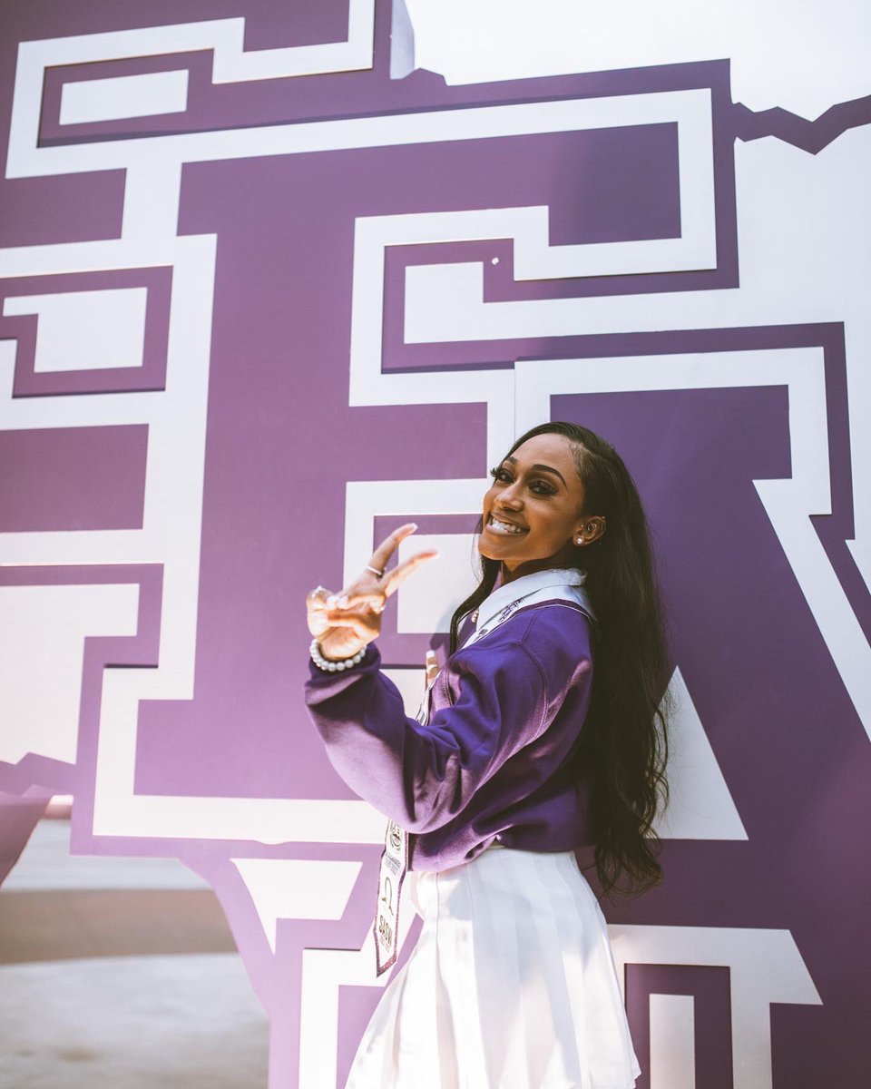 your future is an unwritten symphony just awaiting your creative, daring and unique talent to make it a masterpiece.

may 5th awaits… 💜