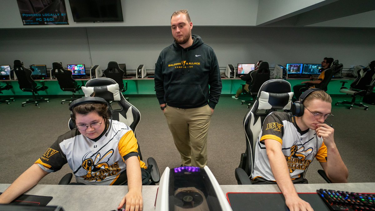 BaldwinWallace's tweet photo. Congratulations to @BWUEsports director Jake Grasso, voted Best Director of the Year in the @GLEC_GG! 

All of BW’s varsity eSports teams finished in the top 10 in the first year of competition with two qualifying for championship weekend!🏆👏🐝 #TheSwarm https://t.co/fd1okCI16U