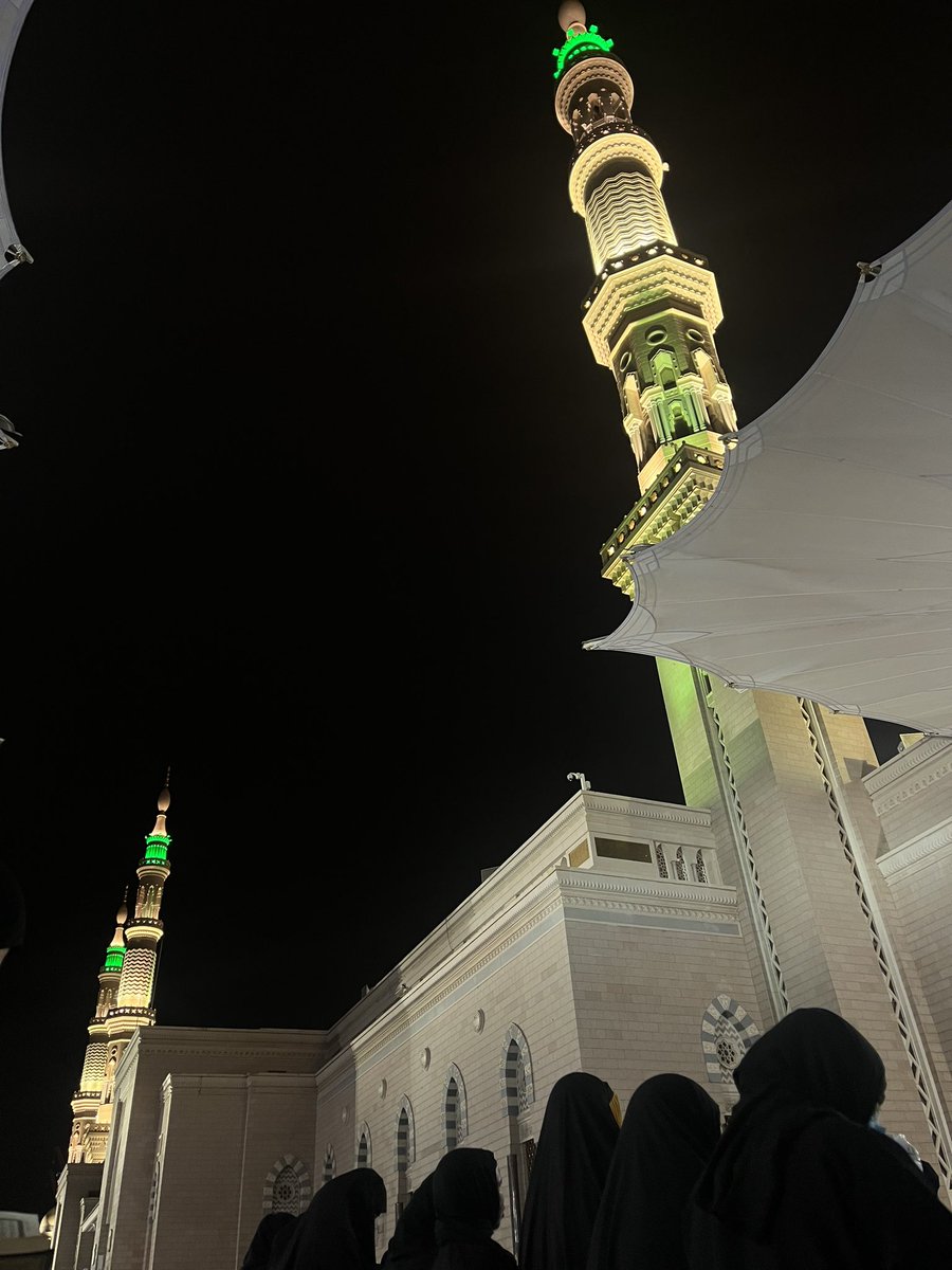 ra_alhendi's tweet photo. يارب اعد علينا شهرك الكريم اعوامًا مديدة ولاتجعله اخر عهدنا به وحقق لنا كل ما استودعناه عندك 🤍. https://t.co/BKbFgHSbnC