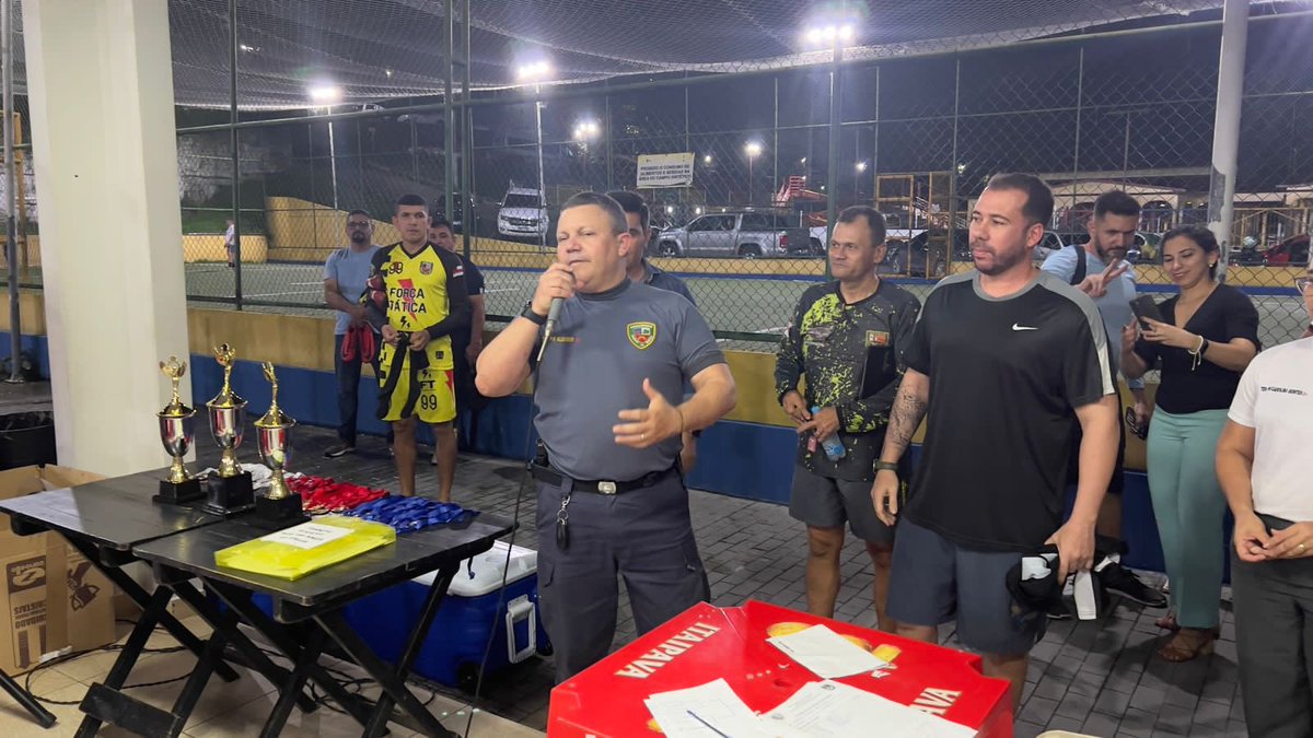 AOPBMAM's tweet photo. Ontem aconteceu o 1° torneio de futebol de campo das instituições co-irmãs da Segurança Pública do estado aqui no clube. Foi uma honra receber esse evento 👏⚽️🏆 https://t.co/bq62aqUcJ1