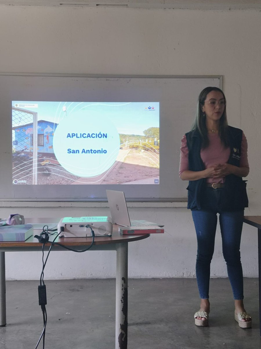 ngelaRodri's tweet photo. Socialización de la prueba Evaluar Para Avanzar 2023 IE San Antonio.
Una apuesta para fortalecer los aprendizaje de los niños y niñas del sector rural del municipio de Manaure Cesar.
@JohanaCifuente5 @PTA_Colombia @tonovillamizar5 @CesarEducacion @CdaJuntos https://t.co/bMUAo772op