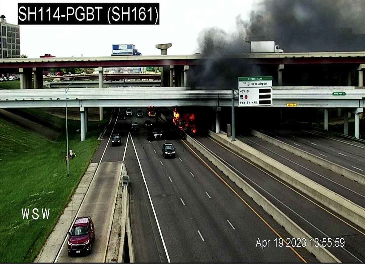 DFWscanner's tweet photo. Vehicle Fire (Irving) Irving FD is working to contain an active vehicle fire on eastbound 114 at PGBT. Expect heavy smoke in this area. https://t.co/otEHE4prt7