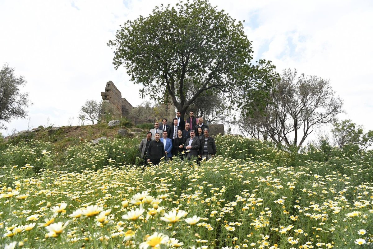 LatmosHerakleia's tweet photo. Muğla Valisi Sayın Orhan Tavlı, Milas Kaymakamı Sayın Mustafa Ünver Böke, Kültür ve Turizm Bakanlığı Yatırım ve İşletmeler Genel Müdürü Sayın Şennur Aldemir Doğan, Tabiat Varlıklarını Koruma Genel Müdürü Sayın H. Abdullah Uçan, Muğla İl Kültür ve Turizm Müdürü Hüseyin Toprak, https://t.co/yU3AwFrInE