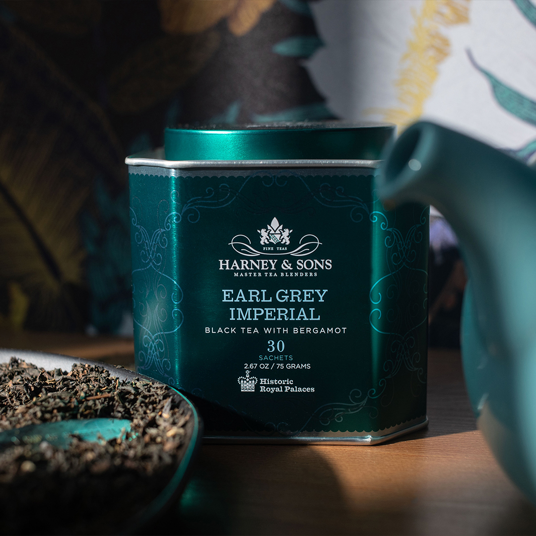 HarneyTea's tweet photo. The best black teas are waiting for you at Harney & Sons. We carry a huge variety of black teas as loose leaf teas for the ultimate cuppa. Shop now at https://t.co/4t1CK9zcbT. #HarneyTeas #HarneyandSons #ThisIsTea #BlackTeas #BlackTea #FreeShipping https://t.co/1Izc8hbihX