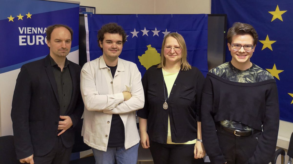 Bei der Panel-Diskussion "#Kosovo: European Perspectives" hat Moderatorin Kati Schneeberger mit Elion Kollçaku, Robin R. Mudry und Dietmar Pichler über die europäische Perspektive von Kosovo gesprochen. Was braucht es, damit auch die restlichen 5 EU-Staaten Kosovo anerkennen?