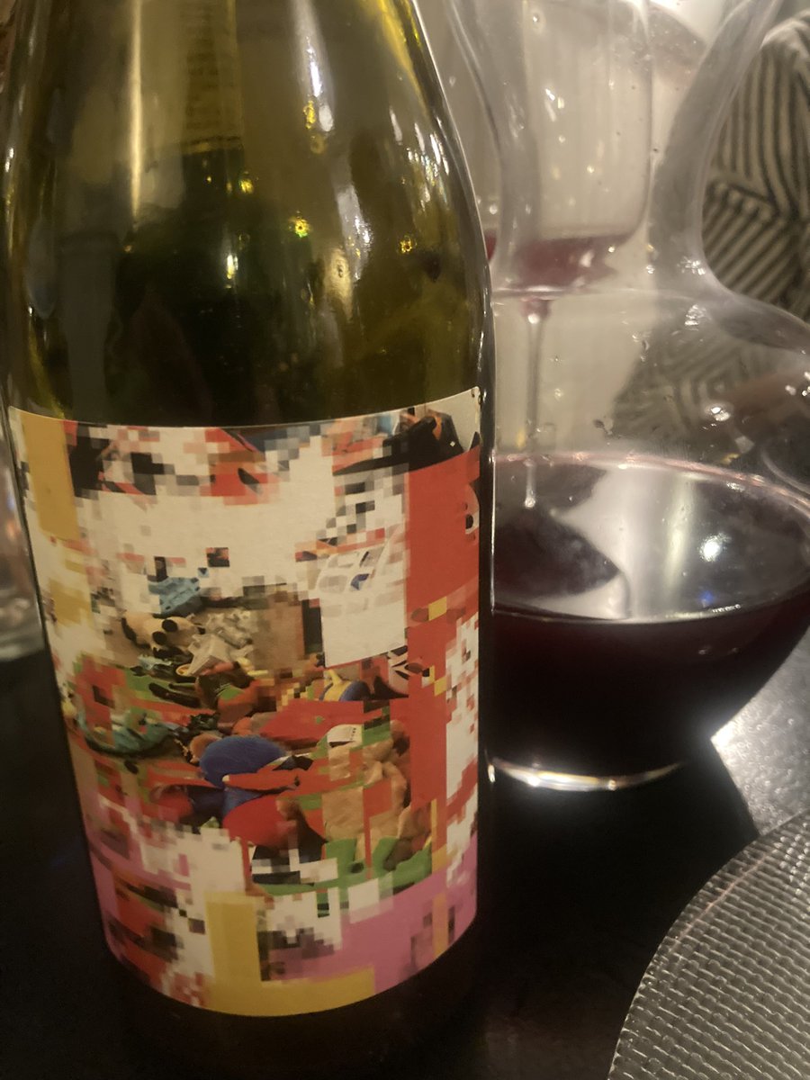 mrinmenso's tweet photo. Cuando un vino te vuela la cabeza y sigues pensando en él un día entero…
Qué espectáculo este Fato 😱🤫🤤#sistemavinari #eloicedo https://t.co/zebTVguDNp