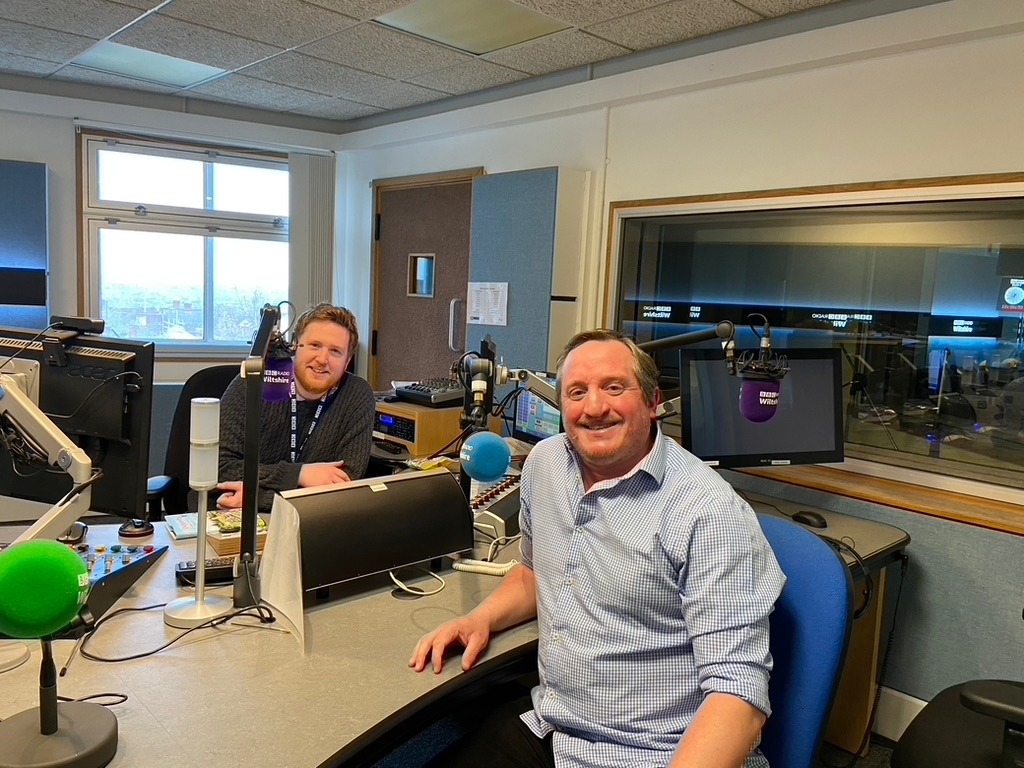 Illustration_AC's tweet photo. https://t.co/8IzdgEgAU8 So thrilled to be invited for an interview on @BBCWiltshire with James Thomas (who kindly shared his sweets) https://t.co/qmCSUSI2So