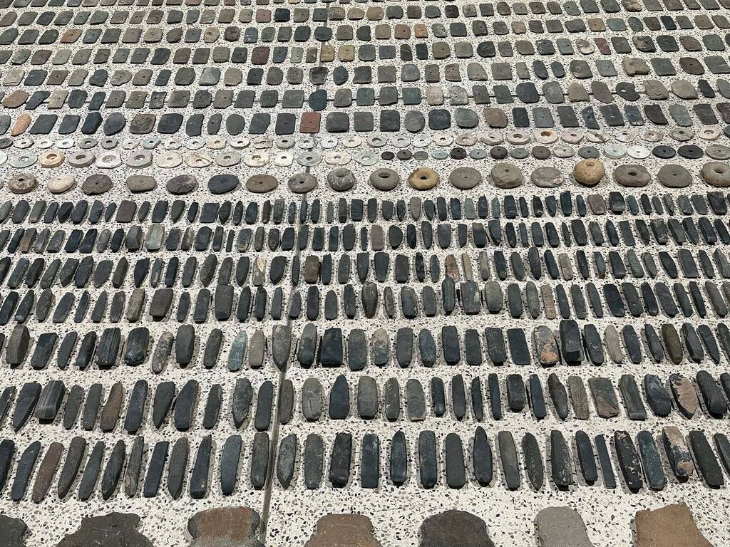 Timothy_Hughes's tweet photo. Still life - Ai Welwei #aiweiwei @designmuseum #makingsense #designmuseum #designmuseumlondon #art #artgallery #artist #london #kensington #londonlife #london🇬🇧 #londonart #londonist #londoner #londoners #china #design #sculpture #sculptures #object #obj… https://t.co/CMOcS2uqBs https://t.co/HJoTD0jGSl