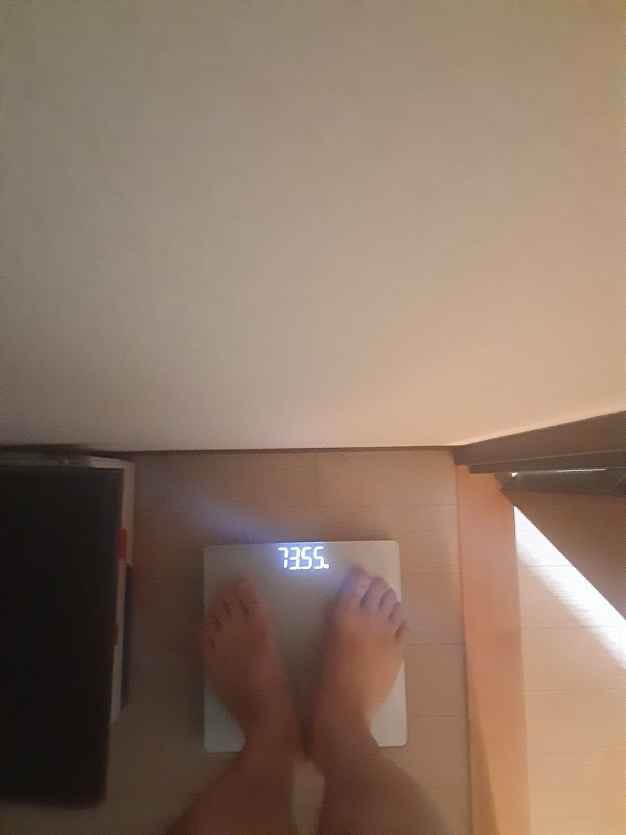 M80041357's tweet photo. 体重もですが。現在のところ。私には、射精管���がシンプルにもっともきついーとん☝🐷💧双方combineされてしまいましたら、致し方。。御教示願います

#マーゾウォッチング　#頭隠さず尻好き隠せず　#尻女都礼通 https://t.co/lcgUObNLhS