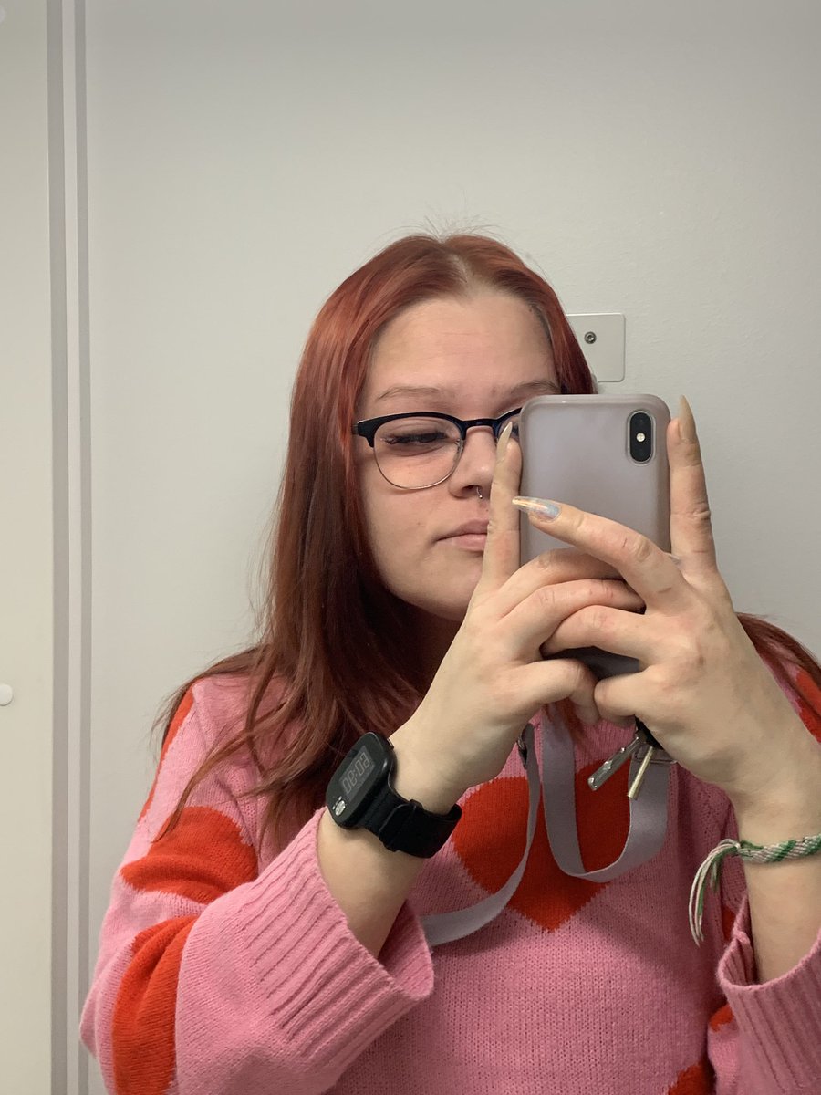 jjessikae's tweet photo. this outfit https://t.co/FEQcAmhTML