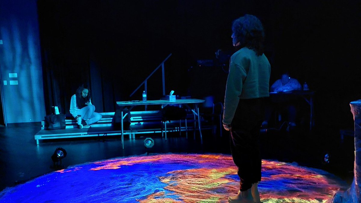 NLTyeg's tweet photo. #AHundredWordsforSnow starts tomorrow and we invite you to participate in our Opening Weekend #Matinee on Sunday at 2pm & 1pm #DirectorsCircle featuring AD & director Trevor Schmidt @trevorschmidt69 .
Learn more here and see you #Sunday?
https://t.co/Z01ZGBvWjo https://t.co/NMoOi7jB6z