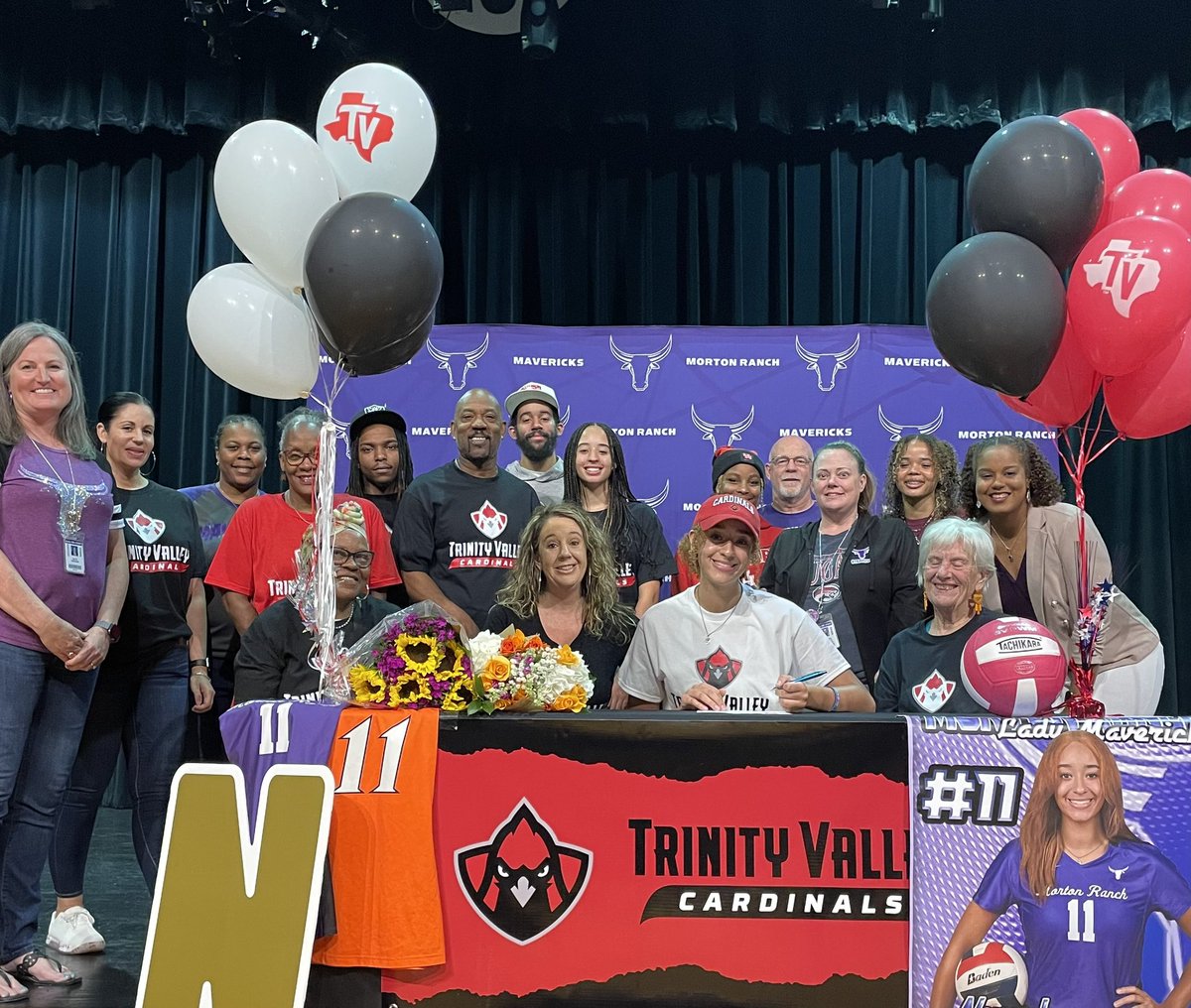 MRHSMavericks's tweet photo. Congrats to Neveah Donahoe for signing with @TVCCvball !!! 🏐 #ilovemortonranch https://t.co/rAC82j8zLr