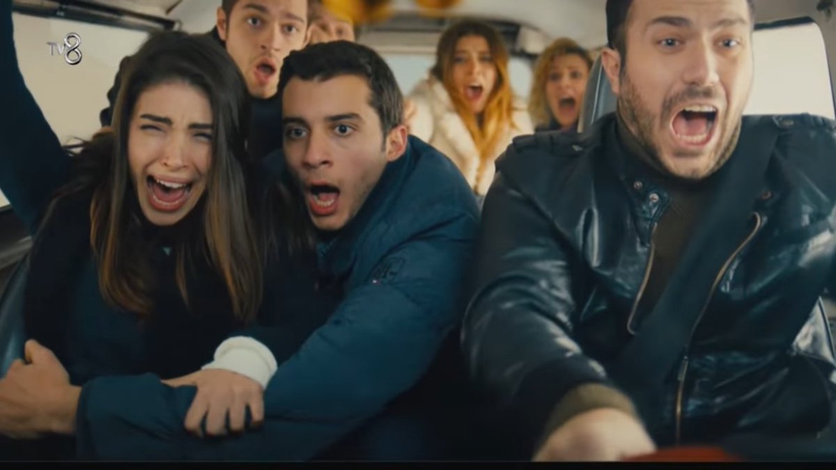 DiziciBagyan's tweet image. nasıl                                    nasıl 
başladı                                bitti