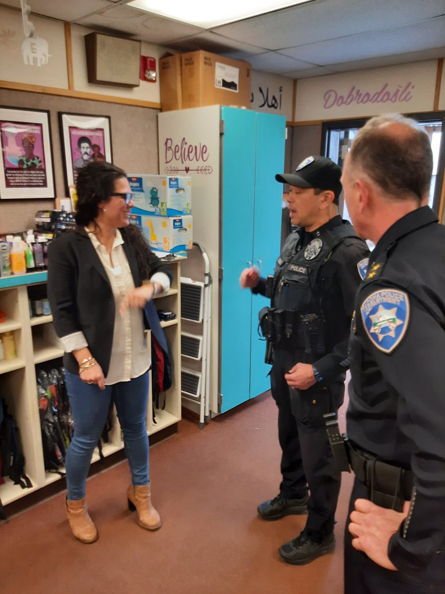 TacomaPD's tweet photo. Thank you, Mrs. K.Wynne, Burns Towing, Mr.Bardwill, Ms. Irish, Mrs. McMannus-Kleiman, Mr. n Mrs. Jones, Ms. Hunt, Mr. Dobler, and Mr. Smith. All members of the Tacoma Business Council, for supporting Jennie Reed Elem food Pantry. #CommunityEngagement. Bervin https://t.co/70XWPp50HV