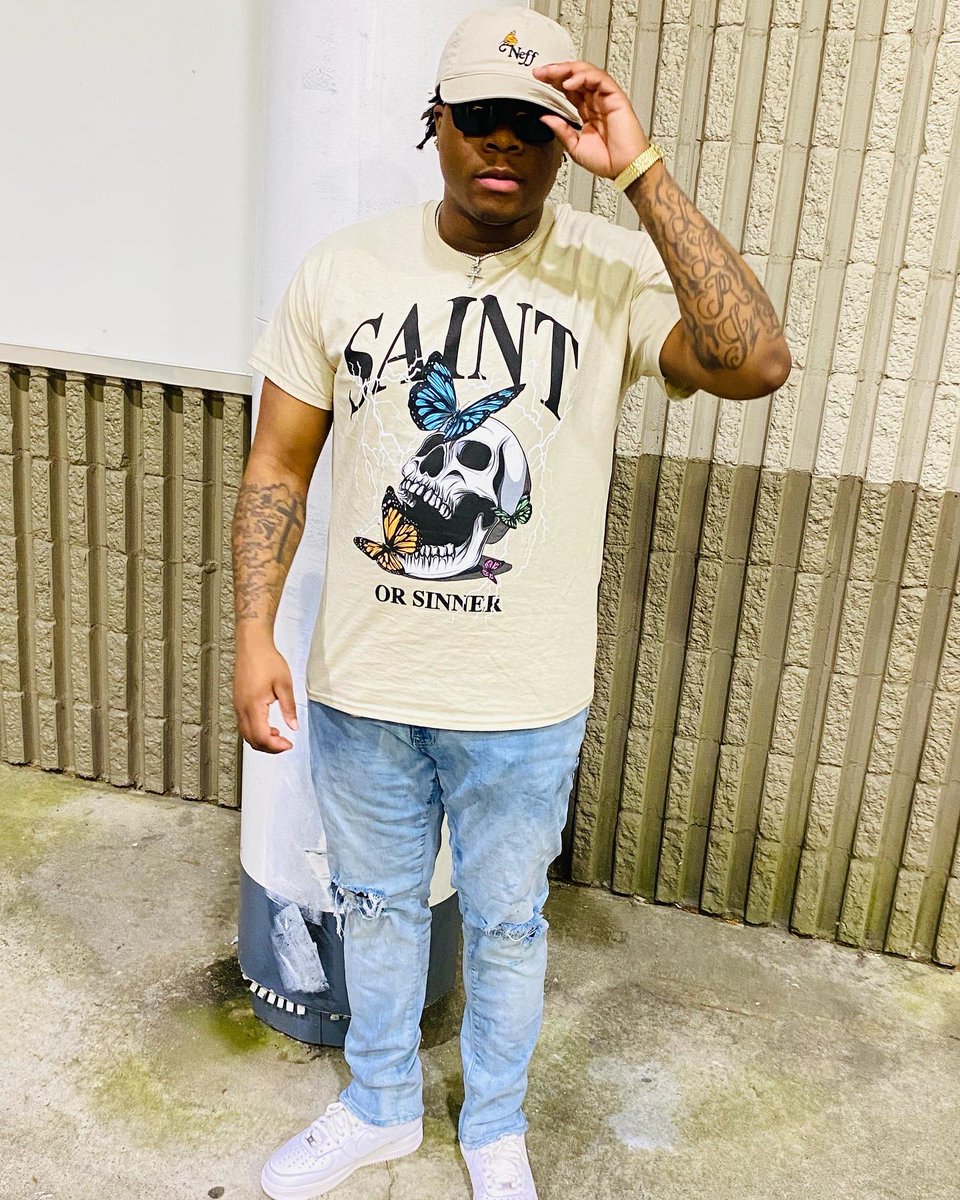 Flyduem's tweet image. Tryna get these demons off me 🚷 Like I need holy water 💦