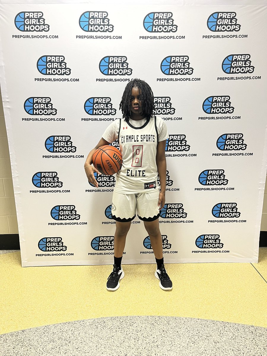 Malika2027's tweet photo. Spring Is In The Air 🏀
#examplesports
#indianagirlsbasketball
#prepgirlshoops https://t.co/vcdrCQ50OO