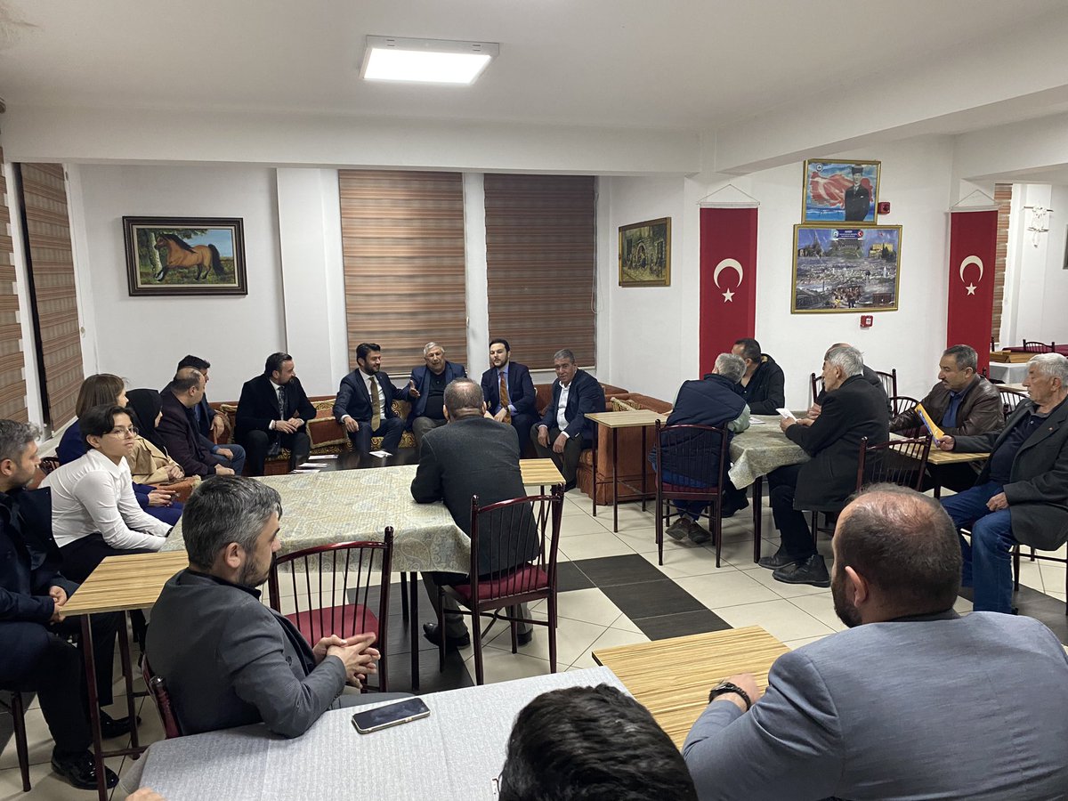 Ankaralılar Derneği Keçiören Şubesi’ni ziyaret ettik. 

Bizlere verdikleri destek ve misafirperverliklerinden ötürü kendilerine teşekkür ederim. 

<a href="/AhidAnkara06/">Ankaralılar Derneği</a>