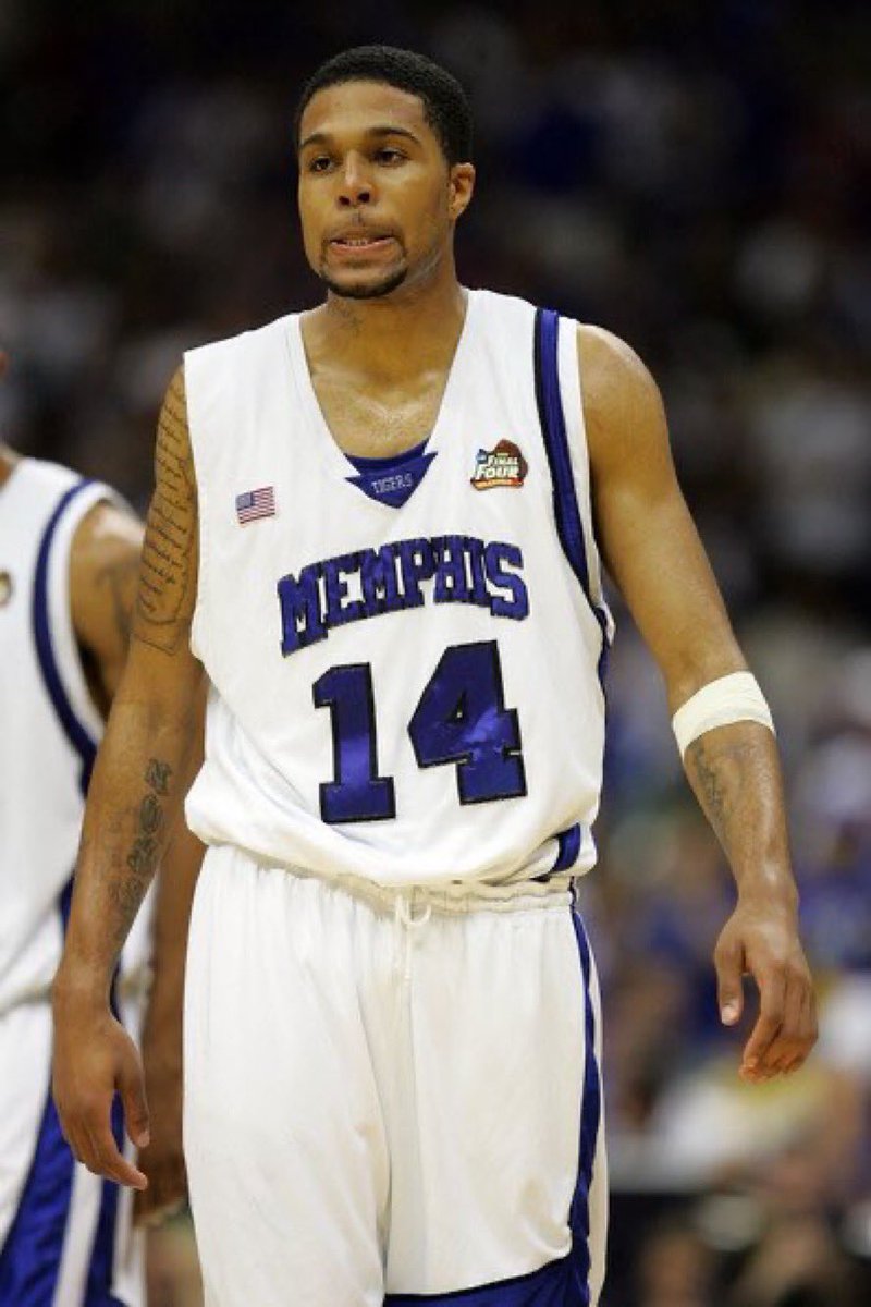 CBKReport's tweet photo. (Memphis) Chris Douglas-Roberts 

• (247c) 4⭐️ ranked as the 70th best player in his class

• Held offers from Memphis, Ohio State, Arizona, Georgia Tech, Miami, OU
• Committed to Memphis

• 05-06 CUSA All-Freshman 
• 06-07 All-CUSA 1st team 
• 07 CUSA Tournament MVP
• 07-08 All-CUSA 1st team 
• 07-08 1st team AA
• 07-08 CUSA POTY
• 3x CUSA regular season champ 
• 3x CUSA tournament champ
• In his final 2 seasons at Memphis, CDR averaged 17/4/2 while shooting 54% from the floor
• Helped lead Memphis to the National Title game in 2008
• (2008 March Madness) CDR averaged 23/4/2 

One of the best to ever play @ Memphis 💪🏾🐅