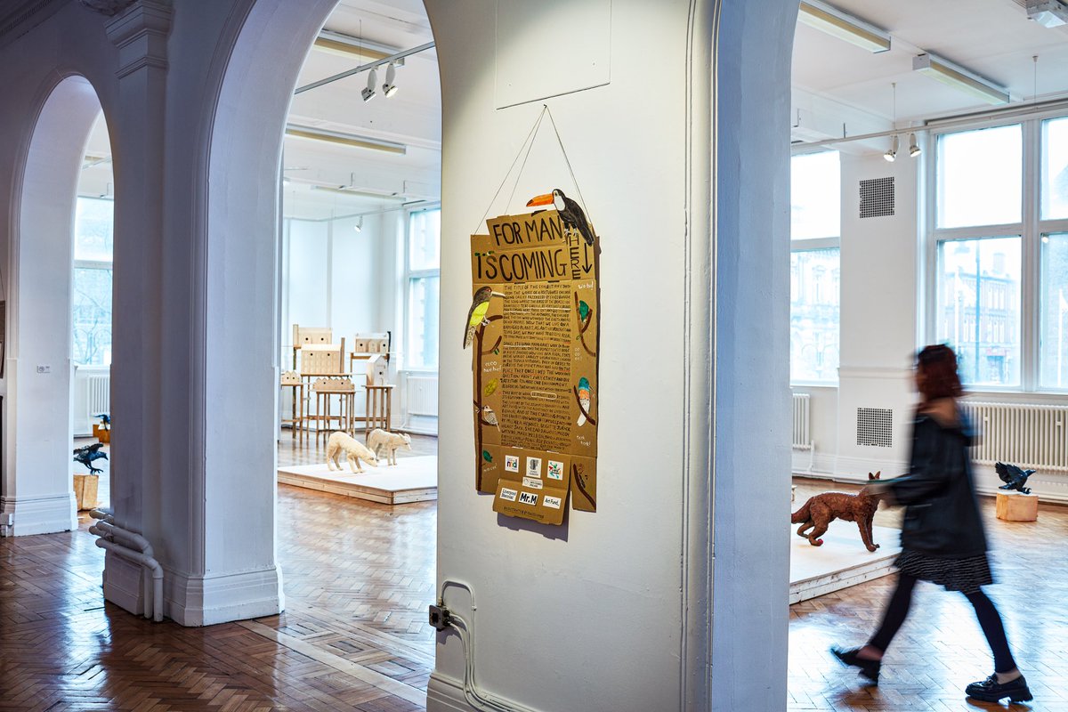 maisysummer_'s tweet photo. Exhibition signage pics from @BuryArtMuseum new exhibition ‘For Man is Coming Here’, collab with @mrmideasstudio 🎄🌴🌳

📸 Photographs by Paul Moffat Photography https://t.co/Ai36FpxILi