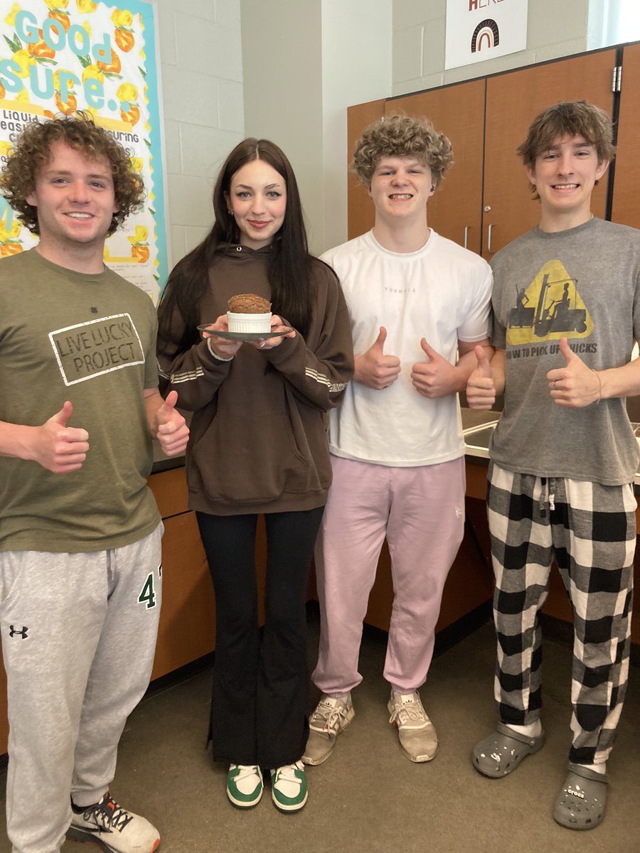 Today Culinary Arts 2 students mastered the art of meringue! Check out the height on those chocolate soufflés 👨🏻‍🍳 #souffle #culinary #facs