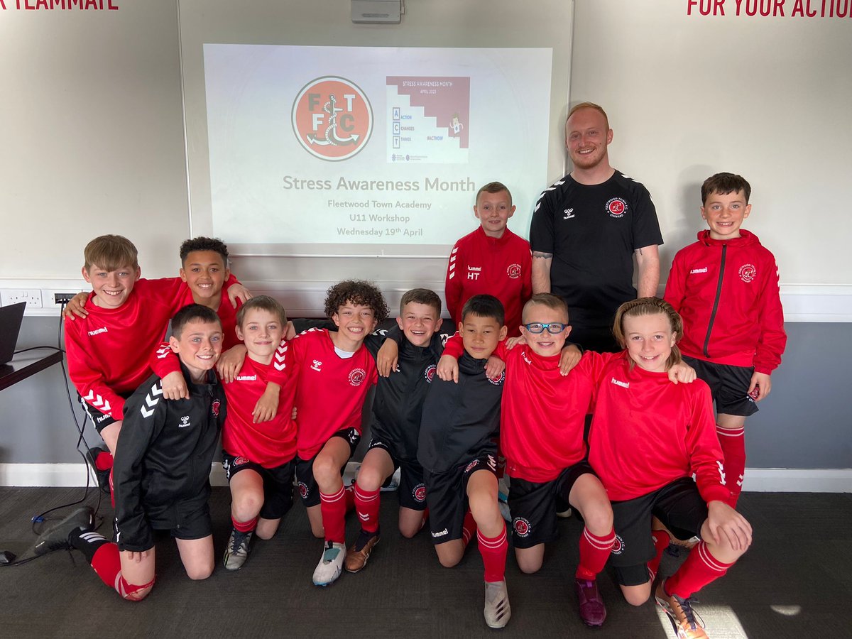 AcademyFTFC's tweet photo. ๐โโ๏ธStress Awareness Month 2023๐โโ๏ธ
Tonight our U11's engaged in a workshop in which they discussed how they can deal with 'Stress' as well as how we can support ourselves and others in challenging moments ๐ง
#MentalHealthAwarenessMonth
#DevelopThePerson
#SATS https://t.co/4DZsE5KiVm