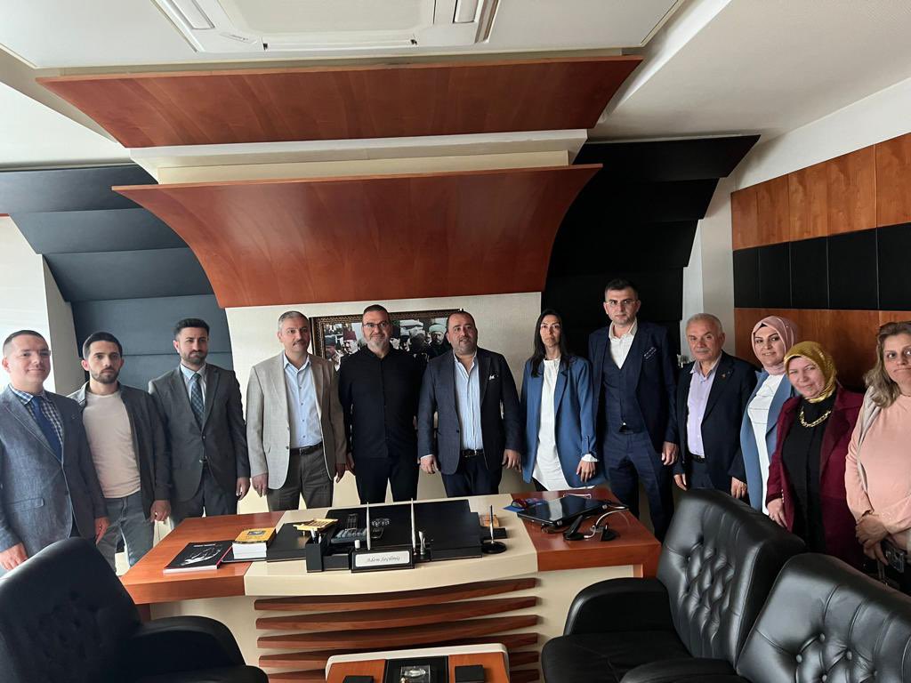 Milletvekili adayımız Sn. <a href="/halilpolatizmir/">Halil POLAT 🇹🇷</a> İlçe binamıza ziyarette bulundu. Kendisiyle Gazi ziyareti ve uye ziyareti programlarımızı gerçekleştirdik. 

#DogrusuAkParti #DoğruAdamDoğruZaman