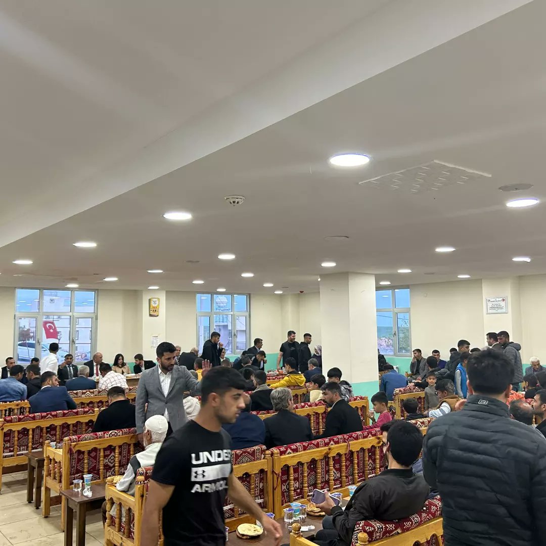 Milliyetçi Hareket Partisi Diyarbakır il Başkanımız Miktat Arslan ile Birlikte Kocaköy ilçesinde ilçe Başkanımızın Verdiği iftar Yemeğinde Halkımız ile Buluştuk. Allah Tutulan Oruçları Kabul Etsin.
