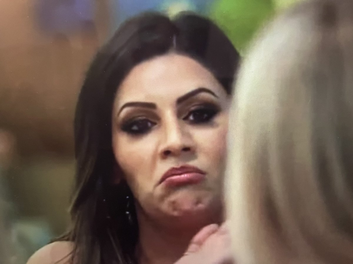 MAFShysteria's tweet photo. ‘Dan has been messaging me’

Why?! Leave her alone! Also, I’m surprised he can get phone signal out on the ocean.🌊 #MAFSAU🤵🏾 https://t.co/EdGg3Tf3cJ