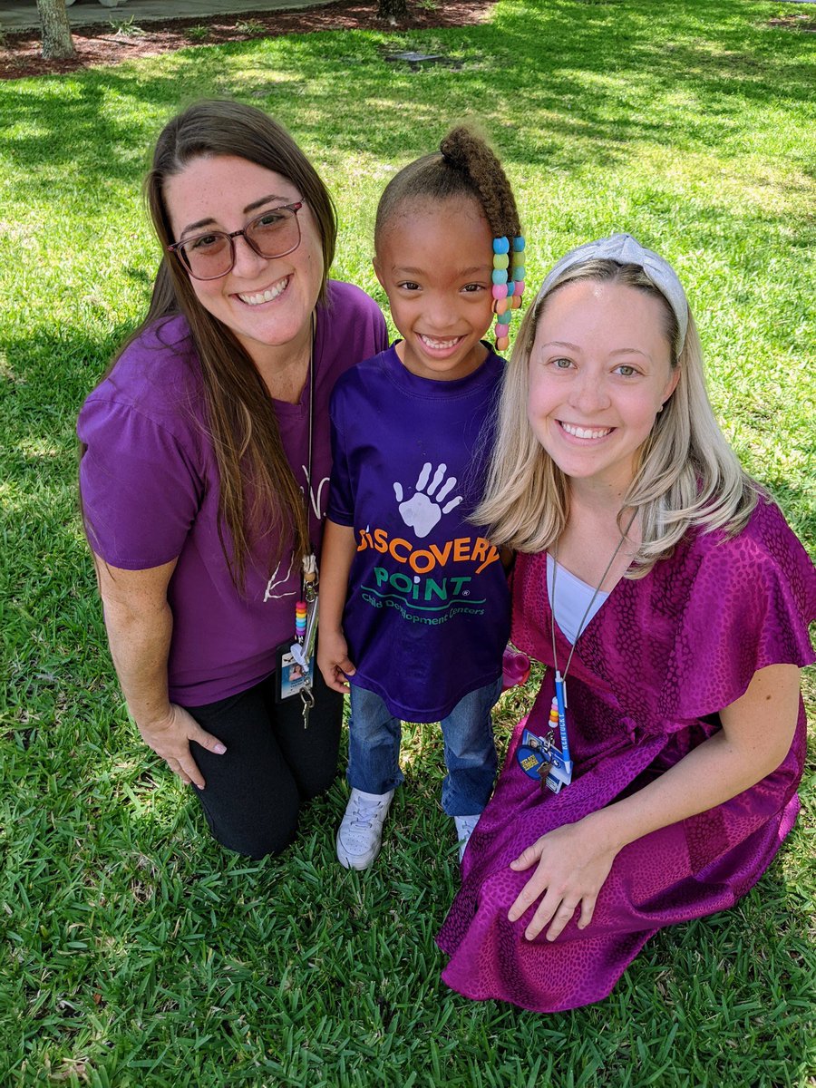 HCPSNelsonelem's tweet photo. What a beautiful day to celebrate our military kids and purple up! We Are proud to support and honor their sacrifices and service every day. @HillsboroughSch @HCPSElemEd @AddisonGDavis https://t.co/zGw5iey6dv