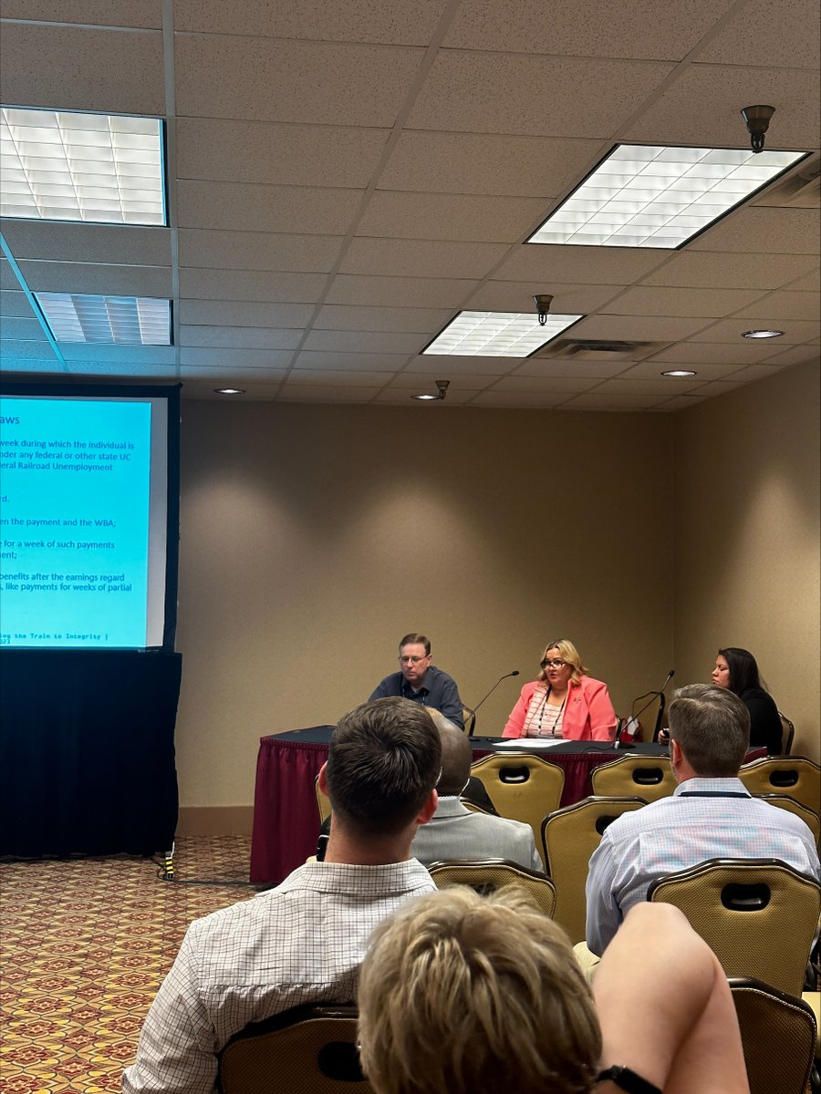 NASWAORG's tweet photo. Racquel Robinson (@GeorgiaDOL) moderates the panel consisting of Bill Brueggeman (@WIWorkforce), Candace Edens (@USDOL) &amp; Jennifer Juarez (NSN Employer Services) on Remuneration &amp; More.

#UISIDES2023 | @Jennifer55641960 https://t.co/JqNFmuZixV