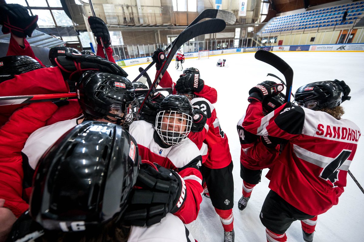 85fipo's tweet photo. Battle At Bled got pretty wild at times…😅💪🏻🔥🐃🇦🇹 So proud of this group‼️ #WhatARide #WhatABattle @hockeyaustria https://t.co/heSSxgp7Ge