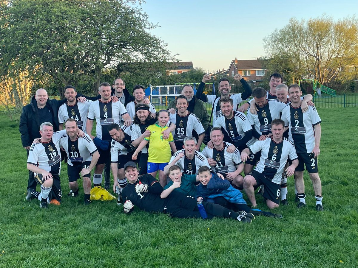 Farmers Arms FC Vets tweet media