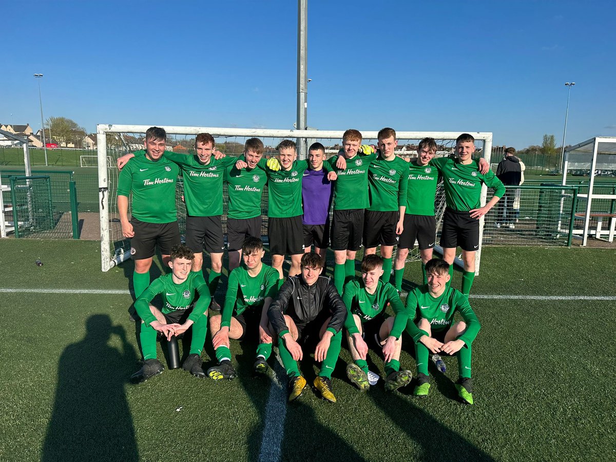St Mo Football (@stmofootball) on Twitter photo Finalists!!!!!
An unbelievable game of football that had everything sees #STMO18s reach the final of the <a href="/LanarkshireSSFA/">Lanarkshire Sch FA</a> League Cup.
<a href="/St_Maurice_High/">St Maurice's High</a> 5-5 <a href="/SL_THS_PE/">Trinity HS PE</a>
(St Maurice’s win on penalties)
We are so proud of this team.
Jack ⚽️⚽️⚽️
Michael ⚽️
Isaac ⚽️
MOTM: Jack Finalists!!!!!
An unbelievable game of football that had everything sees #STMO18s reach the final of the <a href="/LanarkshireSSFA/">Lanarkshire Sch FA</a> League Cup.
<a href="/St_Maurice_High/">St Maurice's High</a> 5-5 <a href="/SL_THS_PE/">Trinity HS PE</a>
(St Maurice’s win on penalties)
We are so proud of this team.
Jack ⚽️⚽️⚽️
Michael ⚽️
Isaac ⚽️
MOTM: Jack